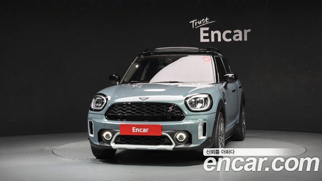 MINI Cooper S Countryman ALL4 Classic Launch Pack 2nd 2023 — фото 3