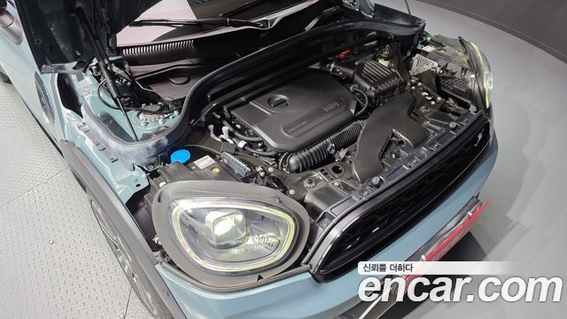 MINI Cooper S Countryman ALL4 Classic Launch Pack 2nd 2023 — фото 6