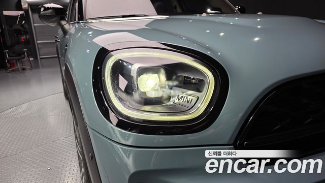 MINI Cooper S Countryman ALL4 Classic Launch Pack 2nd 2023 — фото 22