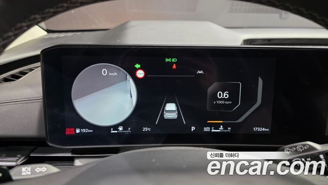 Kia Carnival (IV) Gasoline 7-Seater Signature 2025 — фото 8