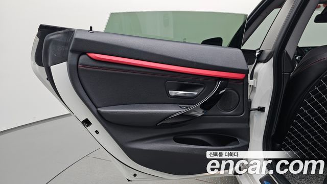 BMW 3 Series GT (F34) GT 320d xDrive Sport 2018 — фото 25