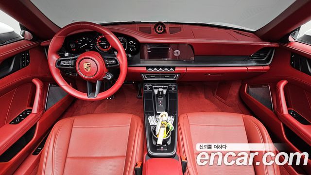 Porsche 911 (992) Carrera 4 GTS Cabriolet 2024 — фото 7