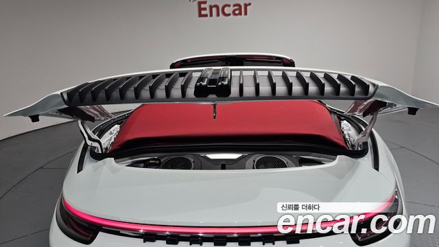 Porsche 911 (992) Carrera 4 GTS Cabriolet 2024 — фото 24