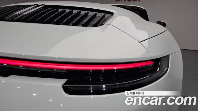 Porsche 911 (992) Carrera 4 GTS Cabriolet 2024 — фото 29