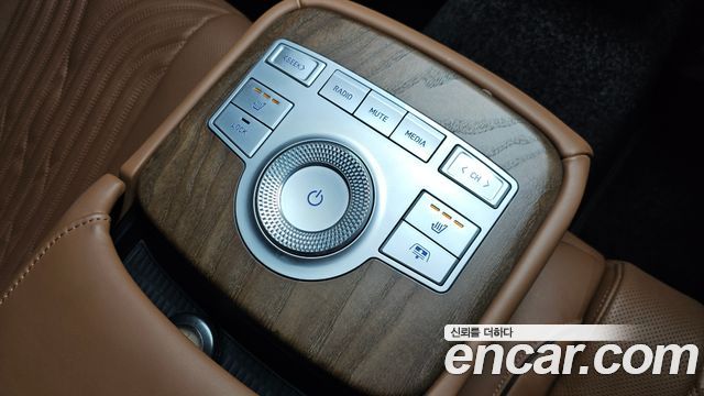 Genesis G80 (RG3) Gasoline 2.5 Turbo AWD 2022 — фото 19