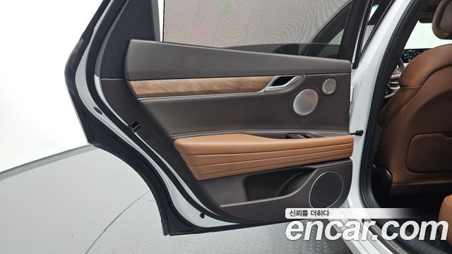 Genesis G80 (RG3) Gasoline 2.5 Turbo AWD 2022 — фото 25