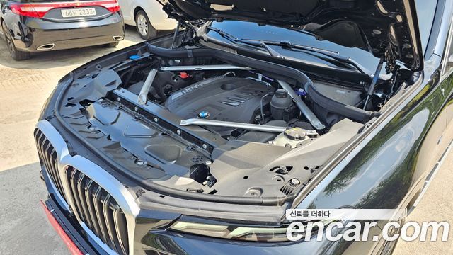 BMW X7 (G07) xDrive 40i M Sport 6STR 2025 — фото 6