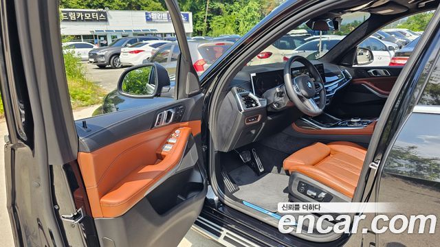 BMW X7 (G07) xDrive 40i M Sport 6STR 2025 — фото 10