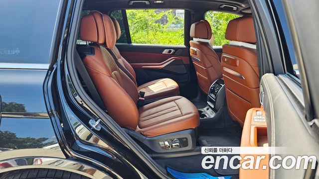 BMW X7 (G07) xDrive 40i M Sport 6STR 2025 — фото 19