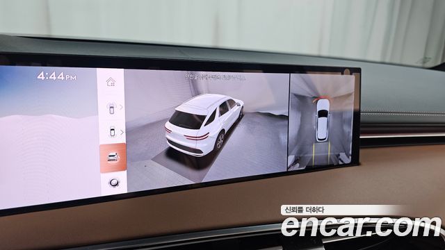 Genesis GV70 2.5T Gasoline AWD 2026 — фото 15