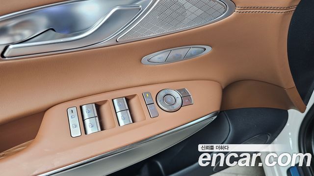 Genesis GV70 2.5T Gasoline AWD 2026 — фото 27