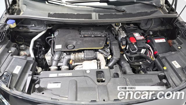 Peugeot 5008 (II) 1.6 BlueHDi GT Line 2019 — фото 6