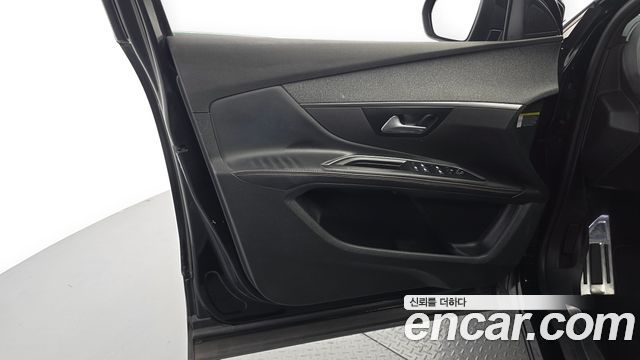 Peugeot 5008 (II) 1.6 BlueHDi GT Line 2019 — фото 24