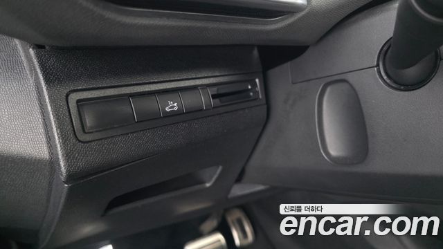 Peugeot 5008 (II) 1.6 BlueHDi GT Line 2019 — фото 31