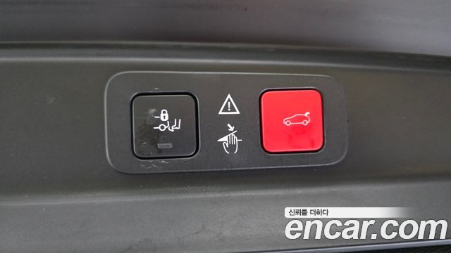 Peugeot 5008 (II) 1.6 BlueHDi GT Line 2019 — фото 32