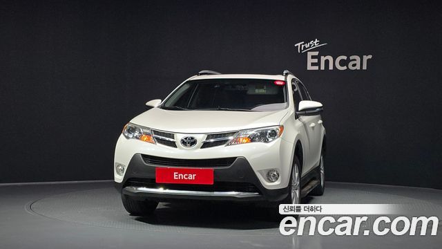 Toyota RAV4 2.5 4WD 4th 2014 — фото 3