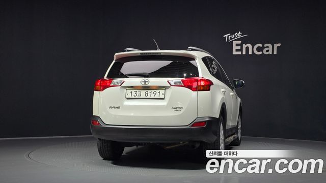 Toyota RAV4 2.5 4WD 4th 2014 — фото 4