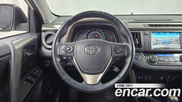 Toyota RAV4 2.5 4WD 4th 2014 — фото 12