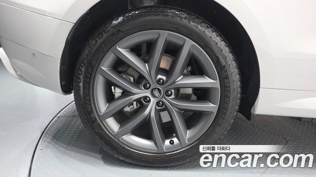Land Rover Range Rover Sport (III) P550E Dynamic HSE 2025 — фото 5