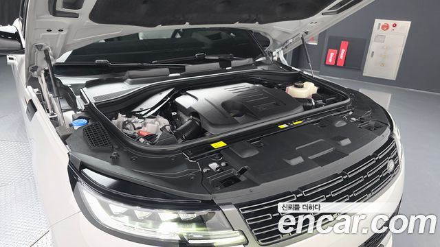 Land Rover Range Rover Sport (III) P550E Dynamic HSE 2025 — фото 6