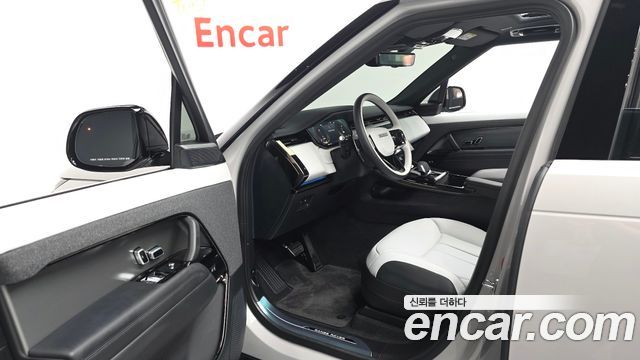 Land Rover Range Rover Sport (III) P550E Dynamic HSE 2025 — фото 10