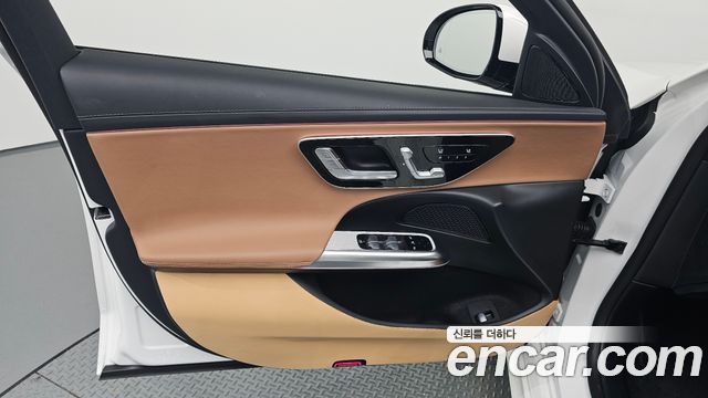 Mercedes-Benz E-Class (W214) E200 Avantgarde 2025 — фото 24