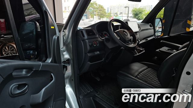 Renault Korea Master 2.3 15-Seater 2020 — фото 10