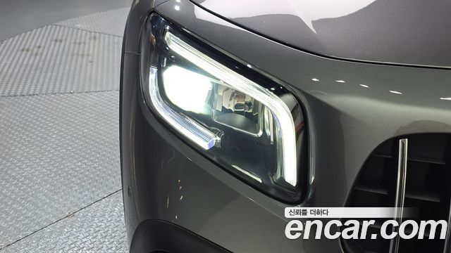 Mercedes-Benz GLB-Class (X247) AMG GLB35 4MATIC 2021 — фото 28