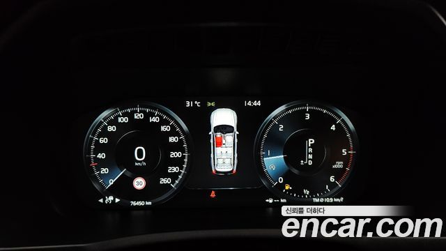 Volvo XC90 (II) D5 Inscription 2019 — фото 8
