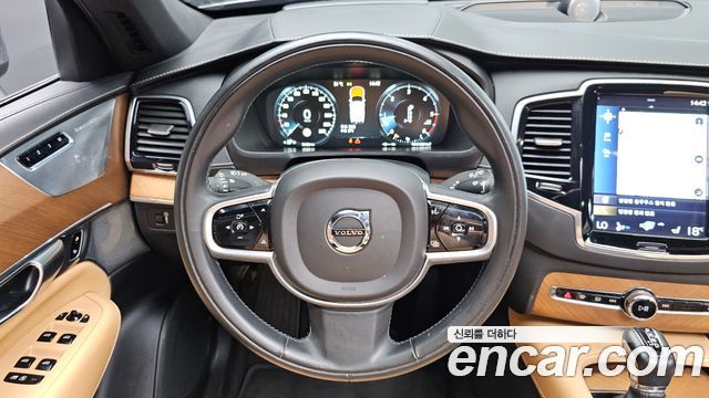 Volvo XC90 (II) D5 Inscription 2019 — фото 16