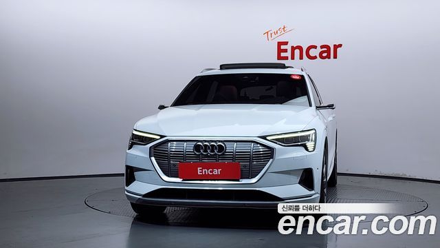 Audi e-tron 55 Quattro 2022 — фото 3