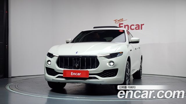 Maserati Levante 3.0 Diesel AWD 2017 — фото 3
