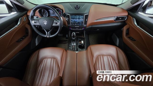 Maserati Levante 3.0 Diesel AWD 2017 — фото 7