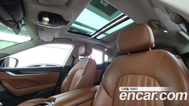 Maserati Levante 3.0 Diesel AWD 2017 — фото 18