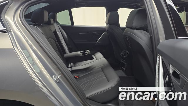 BMW 5 Series (G60) 520i M Sport 2025 — фото 11