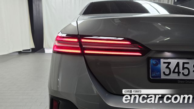 BMW 5 Series (G60) 520i M Sport 2025 — фото 23