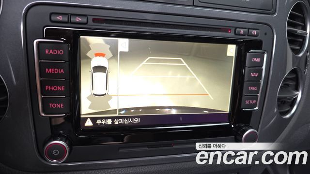 Volkswagen Tiguan 2.0 TDI R-Line 5N 2016 — фото 14