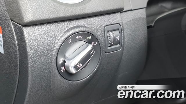 Volkswagen Tiguan 2.0 TDI R-Line 5N 2016 — фото 18