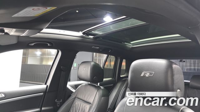 Volkswagen Tiguan 2.0 TDI R-Line 5N 2016 — фото 19