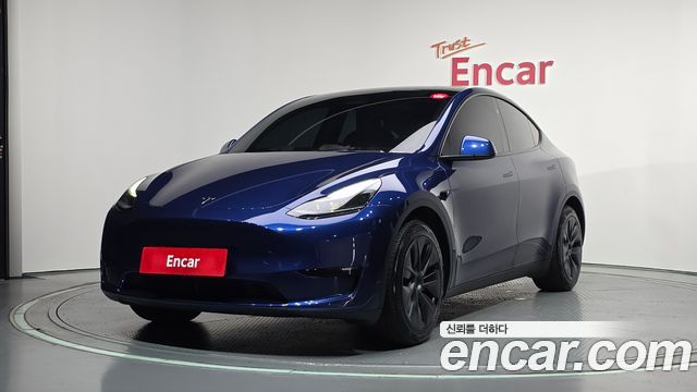 Tesla Model Y RWD