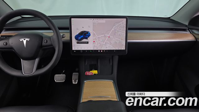 Tesla Model Y RWD 2025 — фото 14