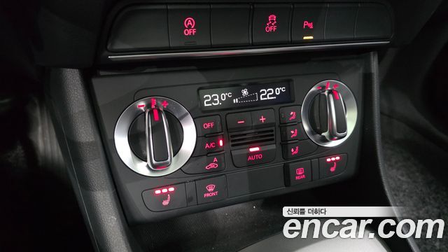 Audi Q3 2.0 TDI Quattro 8U 2014 — фото 17