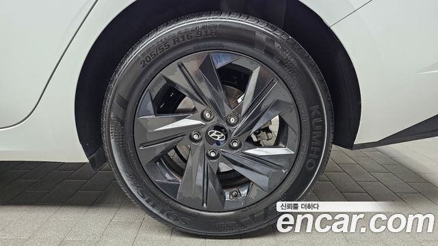 Hyundai Avante (CN7) 1.6 Inspiration 2023 — фото 21