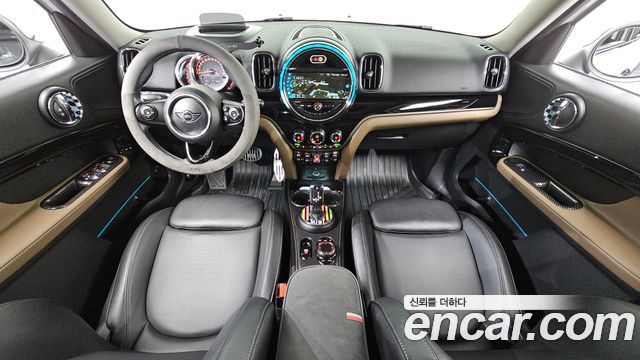 MINI Cooper D Countryman ALL4 HIGH 2nd 2019 — фото 7