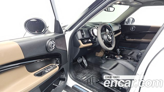 MINI Cooper D Countryman ALL4 HIGH 2nd 2019 — фото 10