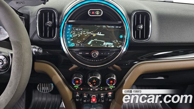 MINI Cooper D Countryman ALL4 HIGH 2nd 2019 — фото 13