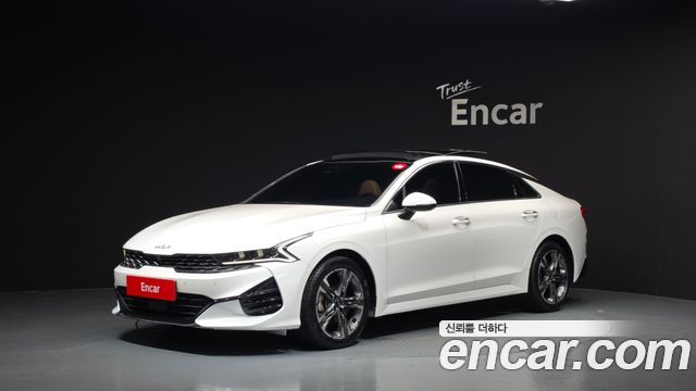 Kia K5 (III) 2.0 Noblesse 2022 — фото 1