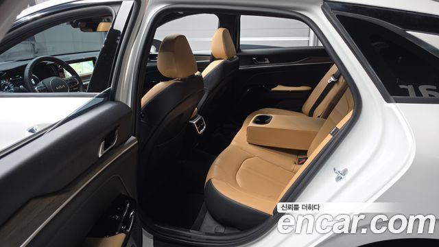Kia K5 (III) 2.0 Noblesse 2022 — фото 15