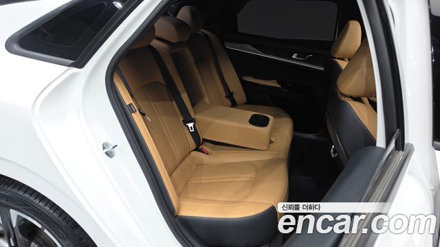 Kia K5 (III) 2.0 Noblesse 2022 — фото 16