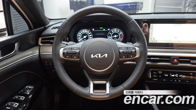 Kia K5 (III) 2.0 Noblesse 2022 — фото 17